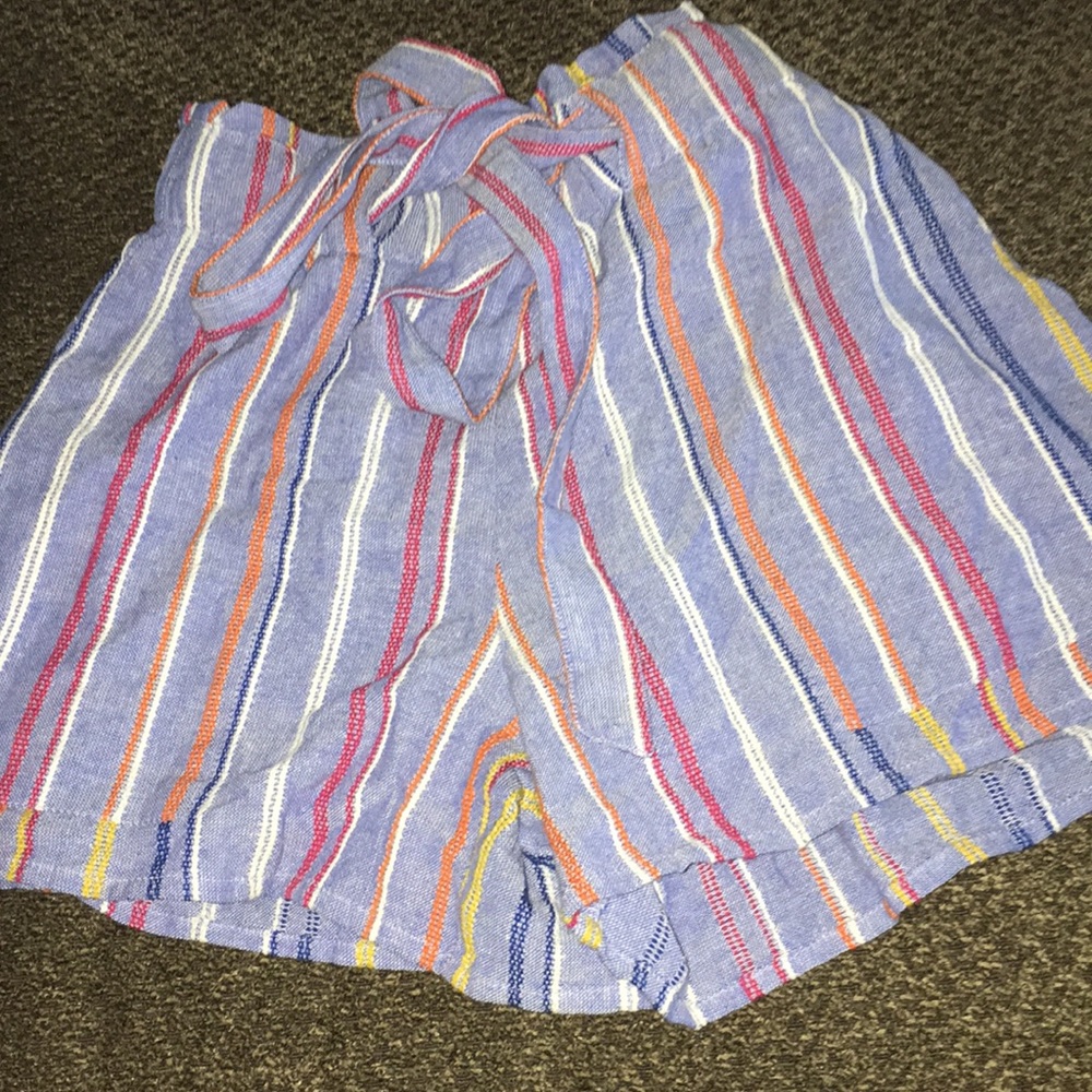 causal shorts